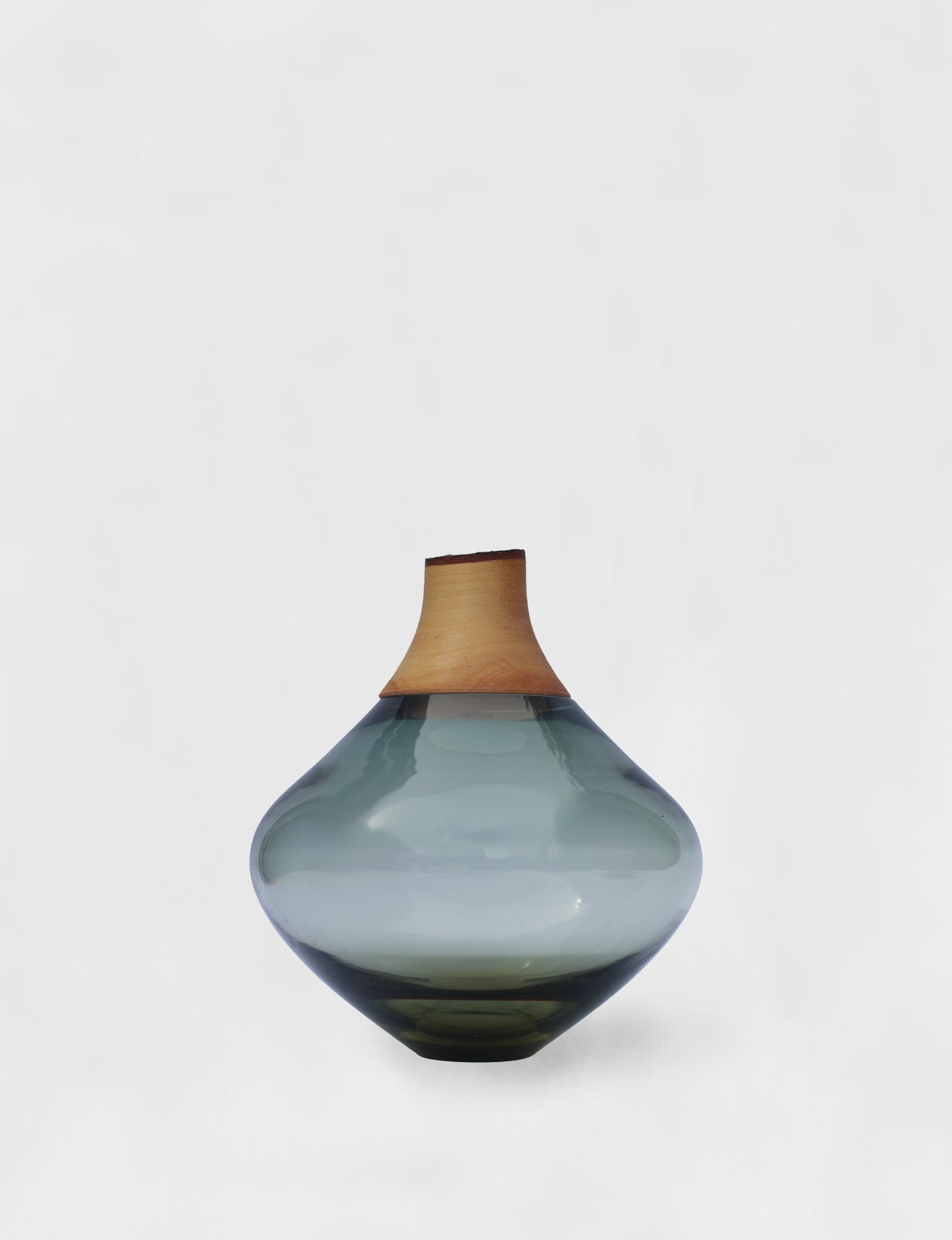 MATISSE II | Stacking Vessel in Glass & Wood
