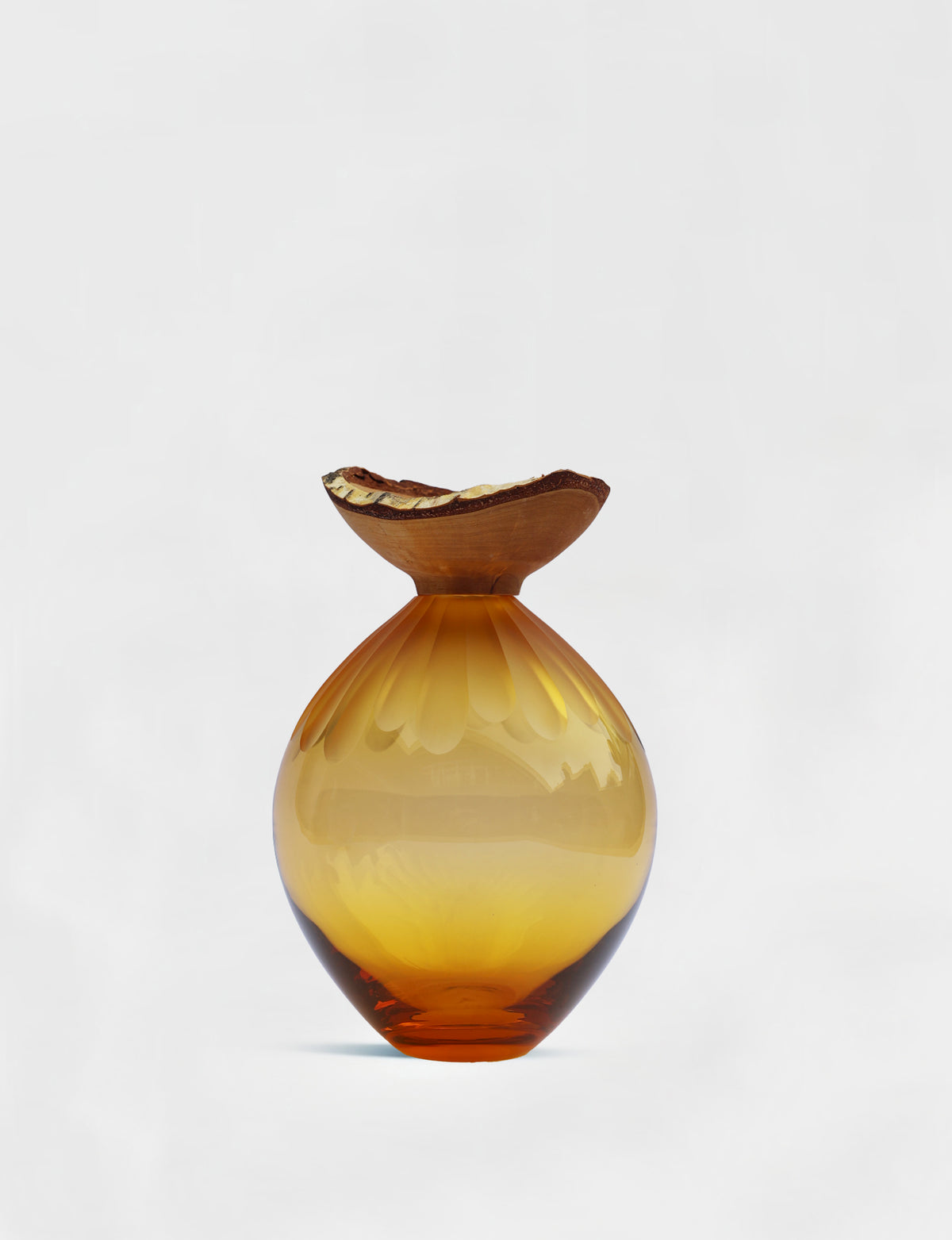 Poppy | Stacking Vessel in diamond cut glass