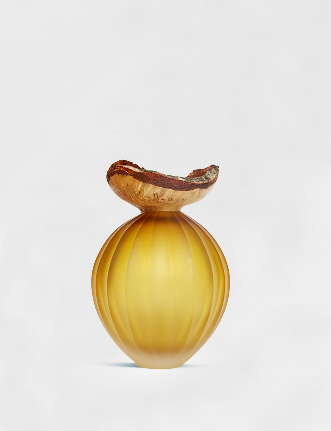 Poppy | Stacking Vessel in diamond cut glass