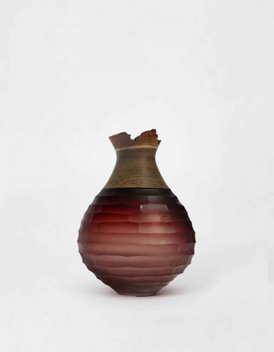 Sculpt | Stacking Vessel in diamond cut glass