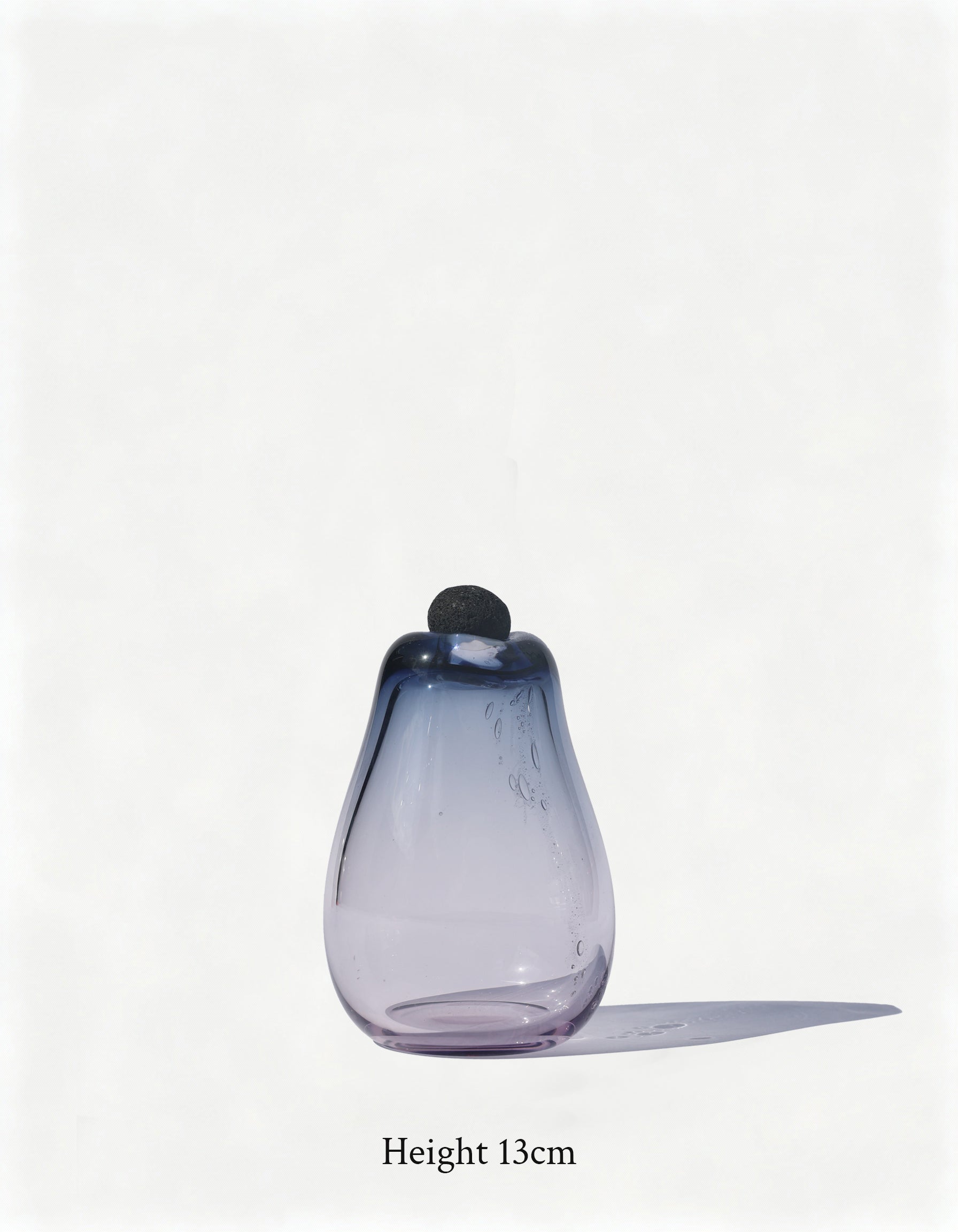 Yutori Glass sculpture with stone