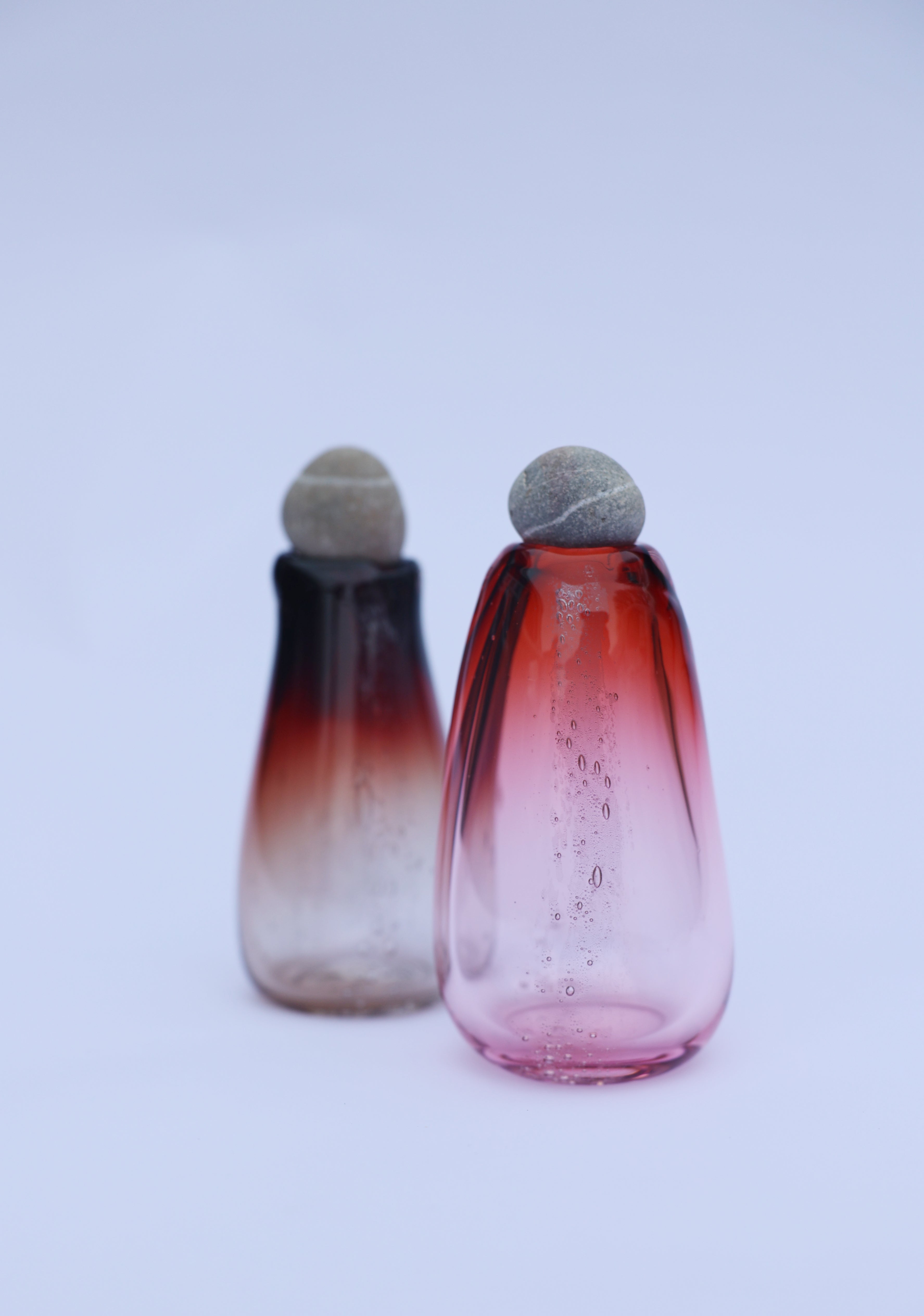 Yutori Glass sculpture with stone